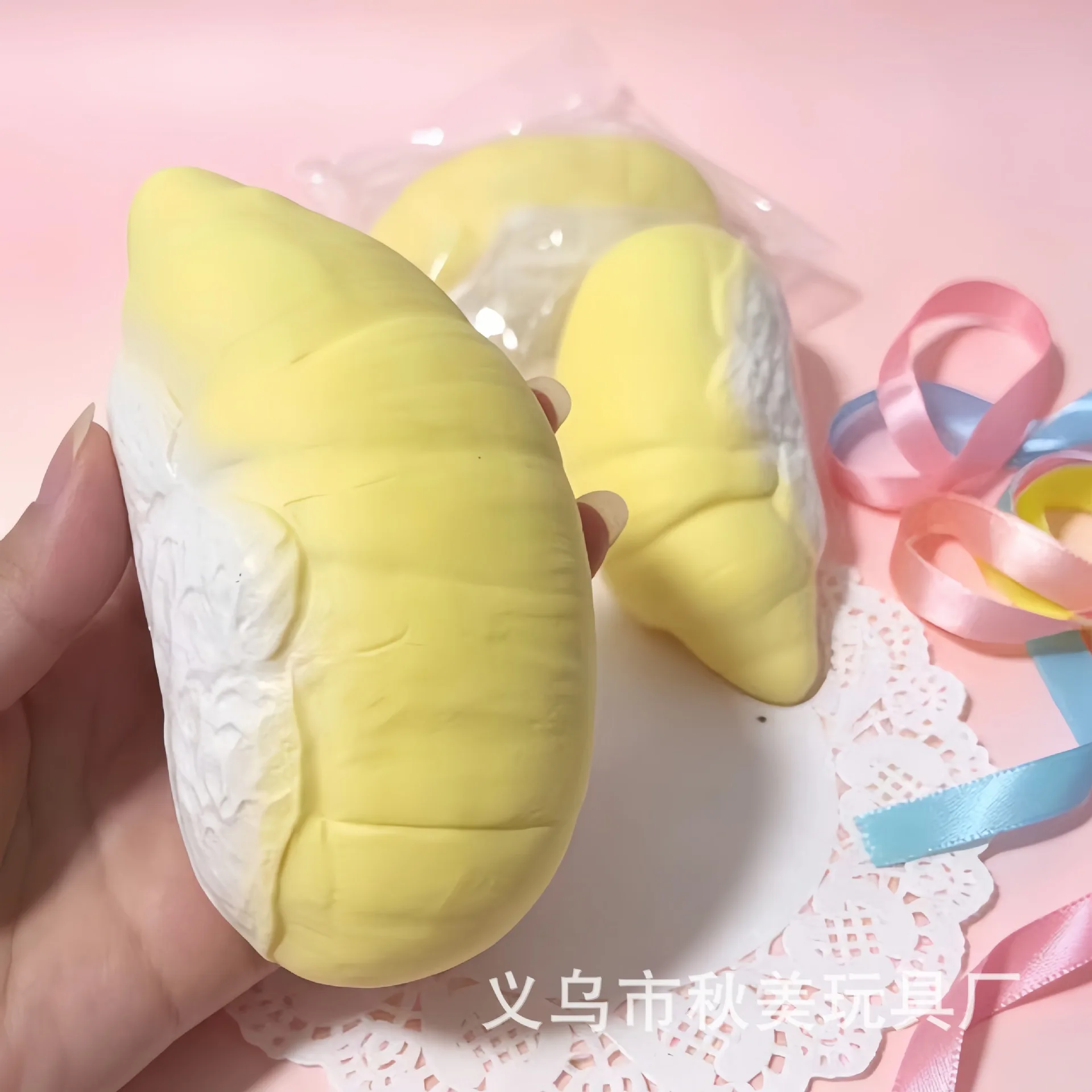PU Slow-Rebound Popular Durian Squishy Stress-Relief Toy, Soft and Wet Hand Feel
PU Slow-Rebound Popular Durian Squishy Stress-Relief Toy, Soft and Wet Hand Feel