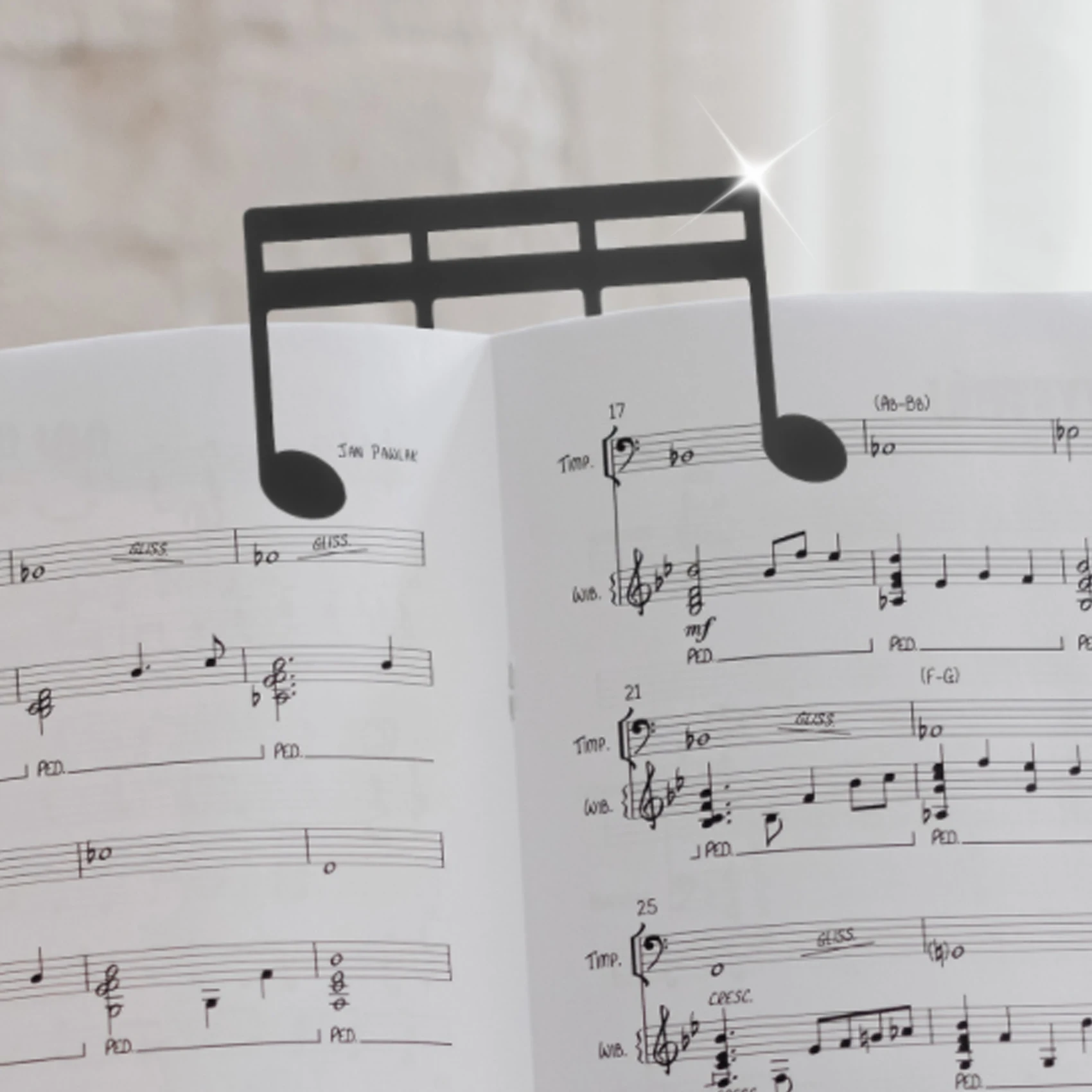 Держатель музыкальных страниц Music-Note, Профессиональная музыка, искусственная мини-страница, фиксация износостойких пианино, черные канцелярские принадлежности
Держатель музыкальных страниц Music-Note, Профессиональная музыка, искусственная мини-страница, фиксация износостойких пианино, черные канцелярские принадлежности