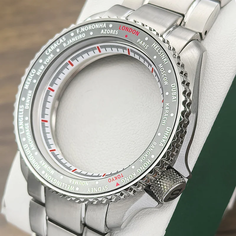42mm SKX007 SRPD Watch Case With Steel Strap Flat Sapphire Glass Fits NH35 NH36 4R 7S Movement 28.5mm Dial Customized NH35 Case
42mm SKX007 SRPD Watch Case With Steel Strap Flat Sapphire Glass Fits NH35 NH36 4R 7S Movement 28.5mm Dial Customized NH35 Case