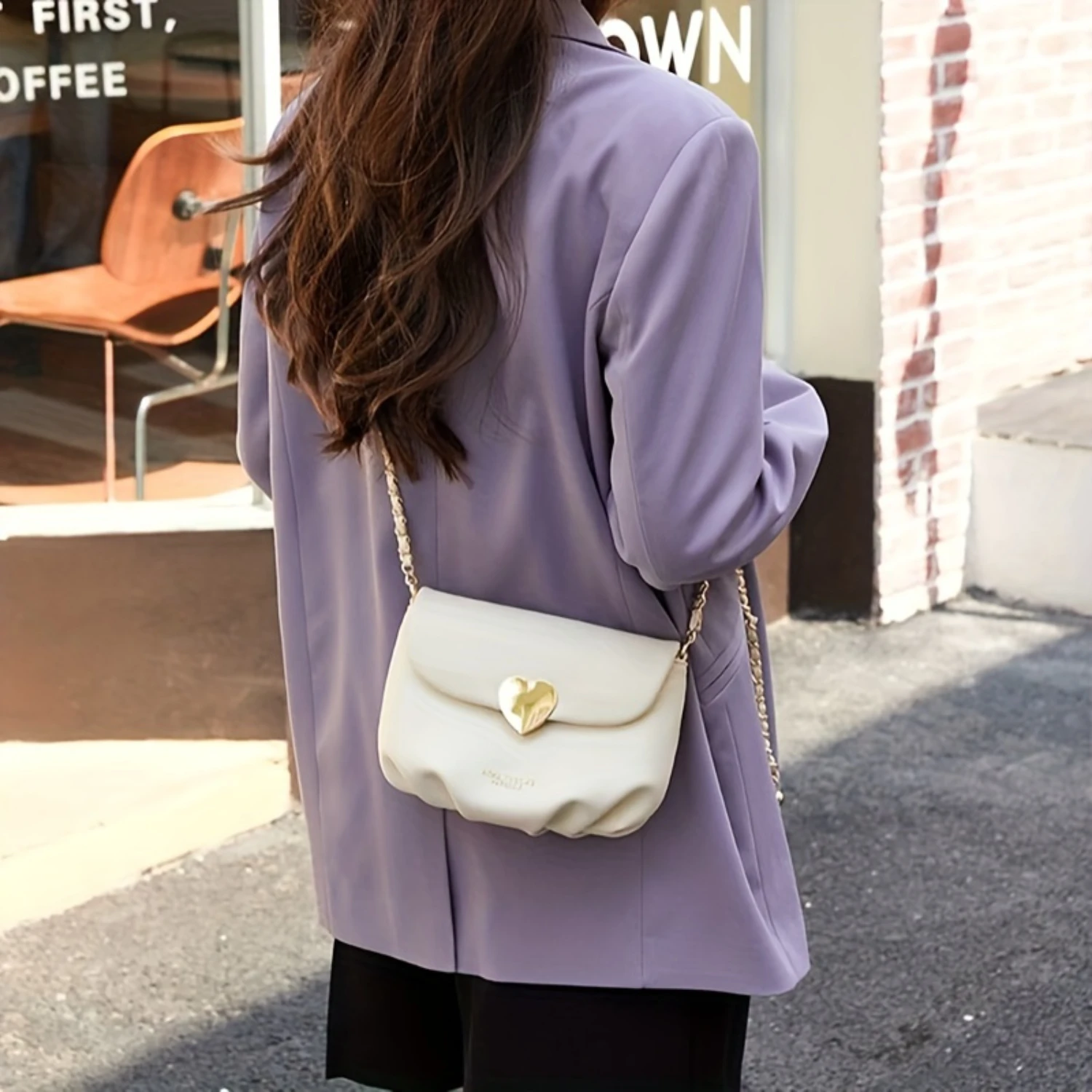 Summer PU Bag For Women, Casual Cloud-Shaped Crossbody With Chain Strap, Versatile Shoulder Purse
Summer PU Bag For Women, Casual Cloud-Shaped Crossbody With Chain Strap, Versatile Shoulder Purse