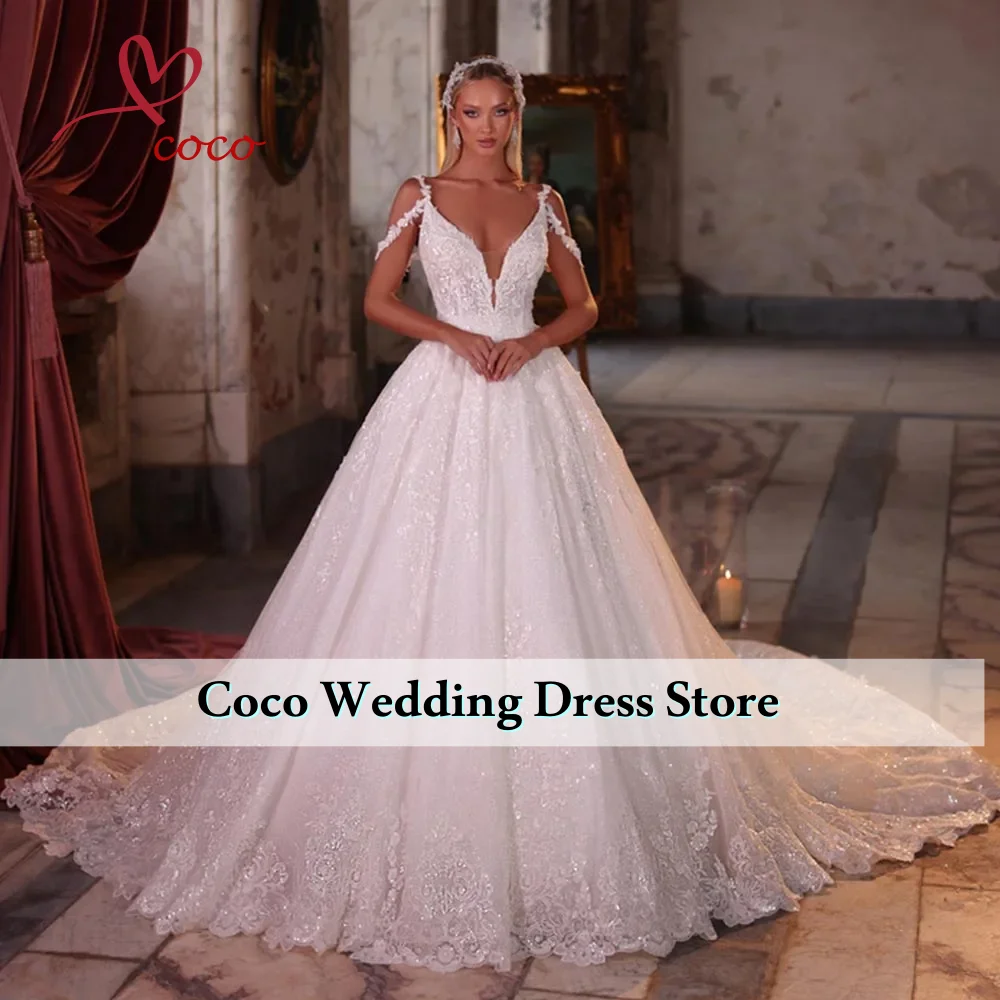 CustomizedLuxury Thin Shoulder Straps Deep V-Neck Backless Shiny Beads Lace Gorgeous Ball Gown Wedding Dresses Vestidos De Novia
CustomizedLuxury Thin Shoulder Straps Deep V-Neck Backless Shiny Beads Lace Gorgeous Ball Gown Wedding Dresses Vestidos De Novia