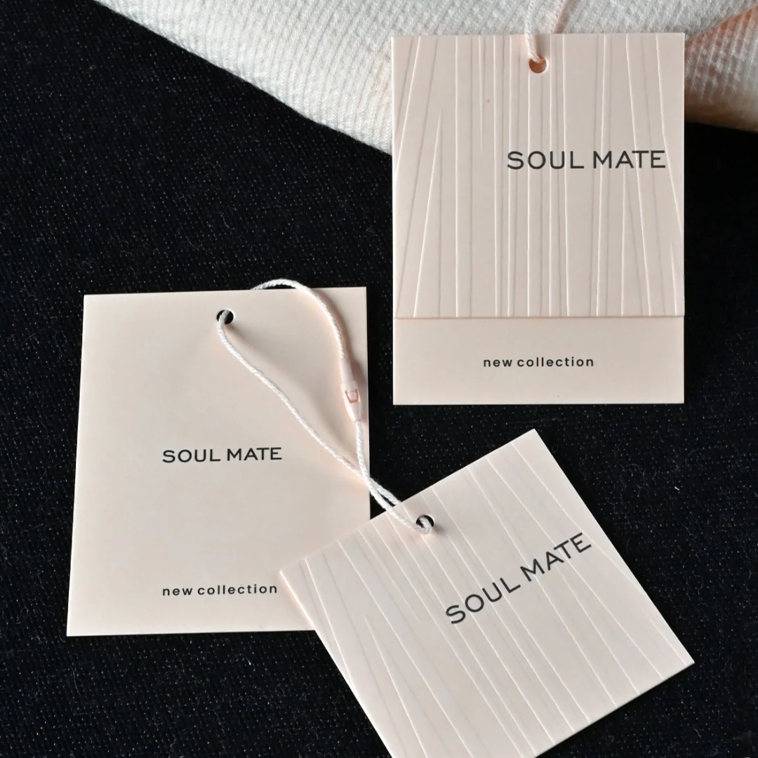 Wholesale Custom Environmentally Embossed Logo Paper Tag Set, Special Texture, Suitable for Clothing, Shoes, and T-shirts
Wholesale Custom Environmentally Embossed Logo Paper Tag Set, Special Texture, Suitable for Clothing, Shoes, and T-shirts