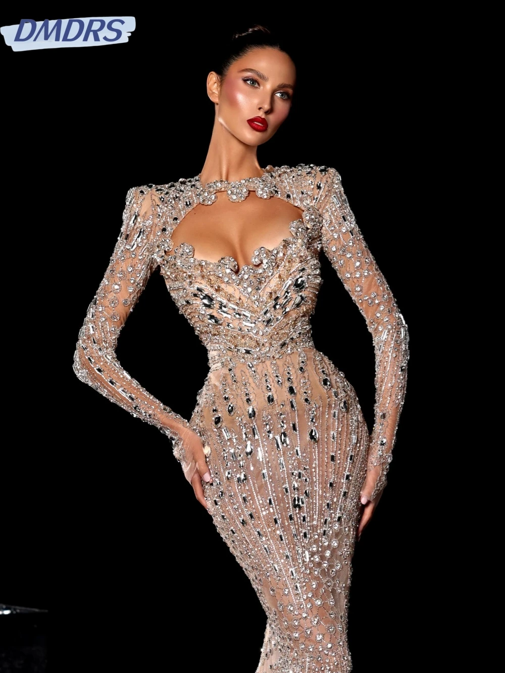 New Arrival Sparkly Beaded Rhinestones Evening Dress Illusion Long Sleeve Prom Dresses Customized Luxurious Wedding Party Gown
New Arrival Sparkly Beaded Rhinestones Evening Dress Illusion Long Sleeve Prom Dresses Customized Luxurious Wedding Party Gown