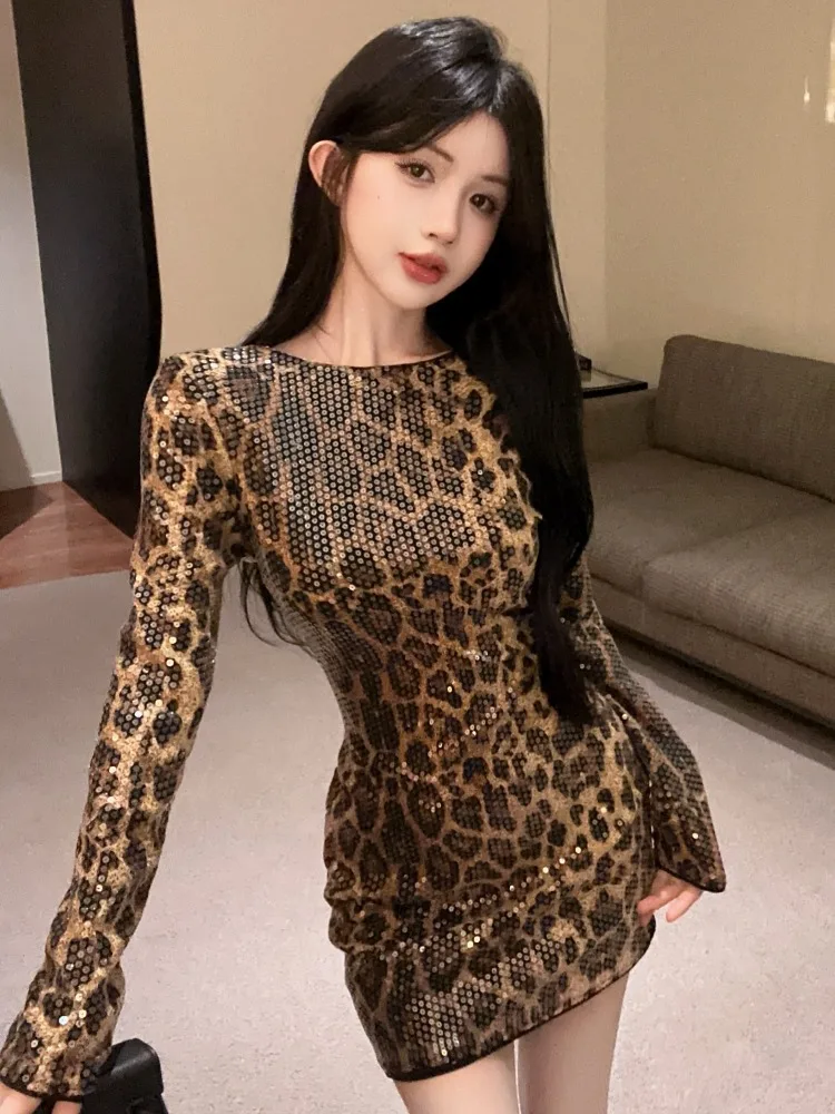 Sexy Snake Sequin Short Skirt Women's Bodycon Dress Summer New Style High Waist Slimming Tight Fit Street Style Party Dress
Sexy Snake Sequin Short Skirt Women's Bodycon Dress Summer New Style High Waist Slimming Tight Fit Street Style Party Dress