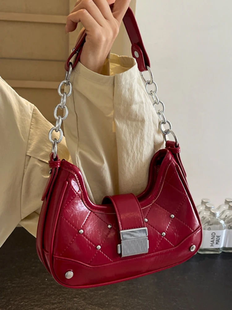 Classic PU Leather Flap Shoulder Bag for Women 2024 Trendy All-Match Lady Commuter Underarm Bags Fashion Small Handbags
Classic PU Leather Flap Shoulder Bag for Women 2024 Trendy All-Match Lady Commuter Underarm Bags Fashion Small Handbags