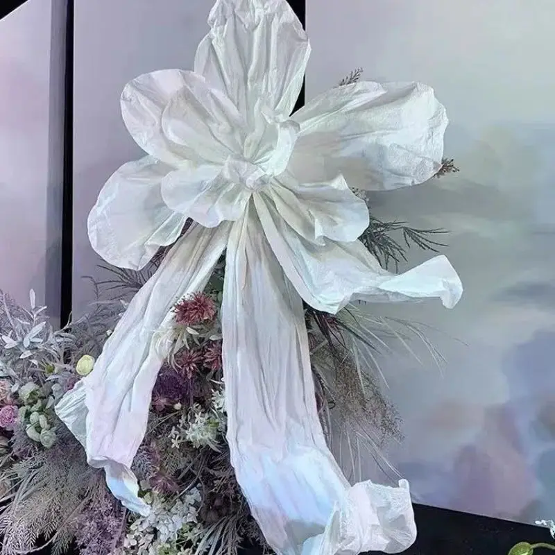 Large paper art phoenix butterfly artificial flower supermarket wedding birthday party background decoration stage layout props
Large paper art phoenix butterfly artificial flower supermarket wedding birthday party background decoration stage layout props