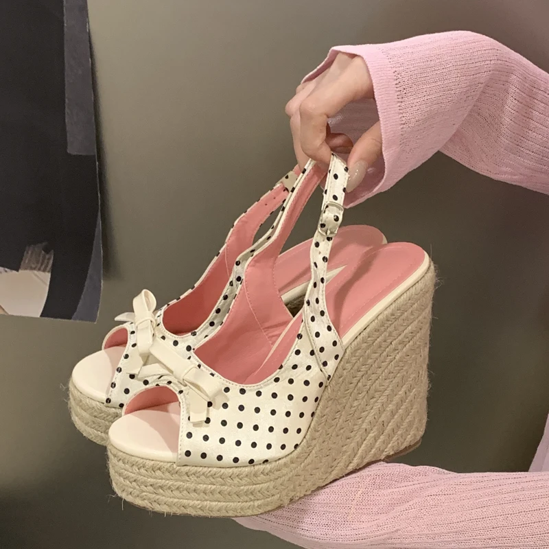 Eilyken Summer Fashion Butterfly Kont Buckle Strap Sandals Women Straw Weave Wedge Platform Heels Shoes Zapatos Mujer
Eilyken Summer Fashion Butterfly Kont Buckle Strap Sandals Women Straw Weave Wedge Platform Heels Shoes Zapatos Mujer