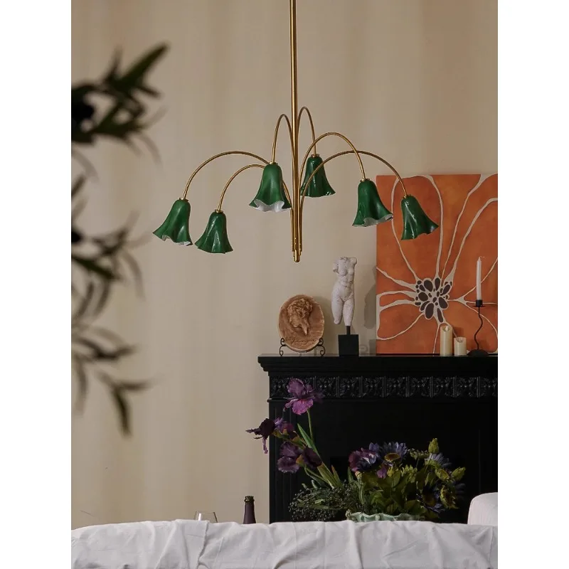 Youlan chandelier French retro style premium atmosphere romantic flower medieval living room chandelier
Youlan chandelier French retro style premium atmosphere romantic flower medieval living room chandelier