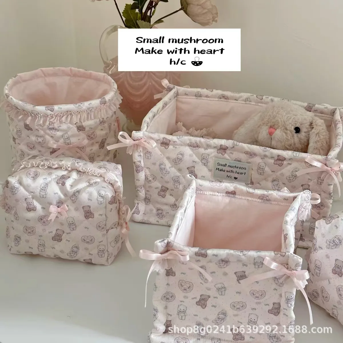 Dreamy Girl Rectangular Satin Storage Basket Desktop Organizer Storage Basket Pink Bear Home Decoration Travel Essentials
Dreamy Girl Rectangular Satin Storage Basket Desktop Organizer Storage Basket Pink Bear Home Decoration Travel Essentials