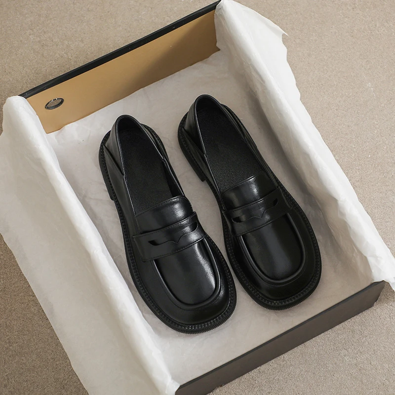 Black British-style women's leather shoes with thick soles, 2026 spring new model, slip-on chunky heel loafers, round toe, dual-
Black British-style women's leather shoes with thick soles, 2026 spring new model, slip-on chunky heel loafers, round toe, dual-