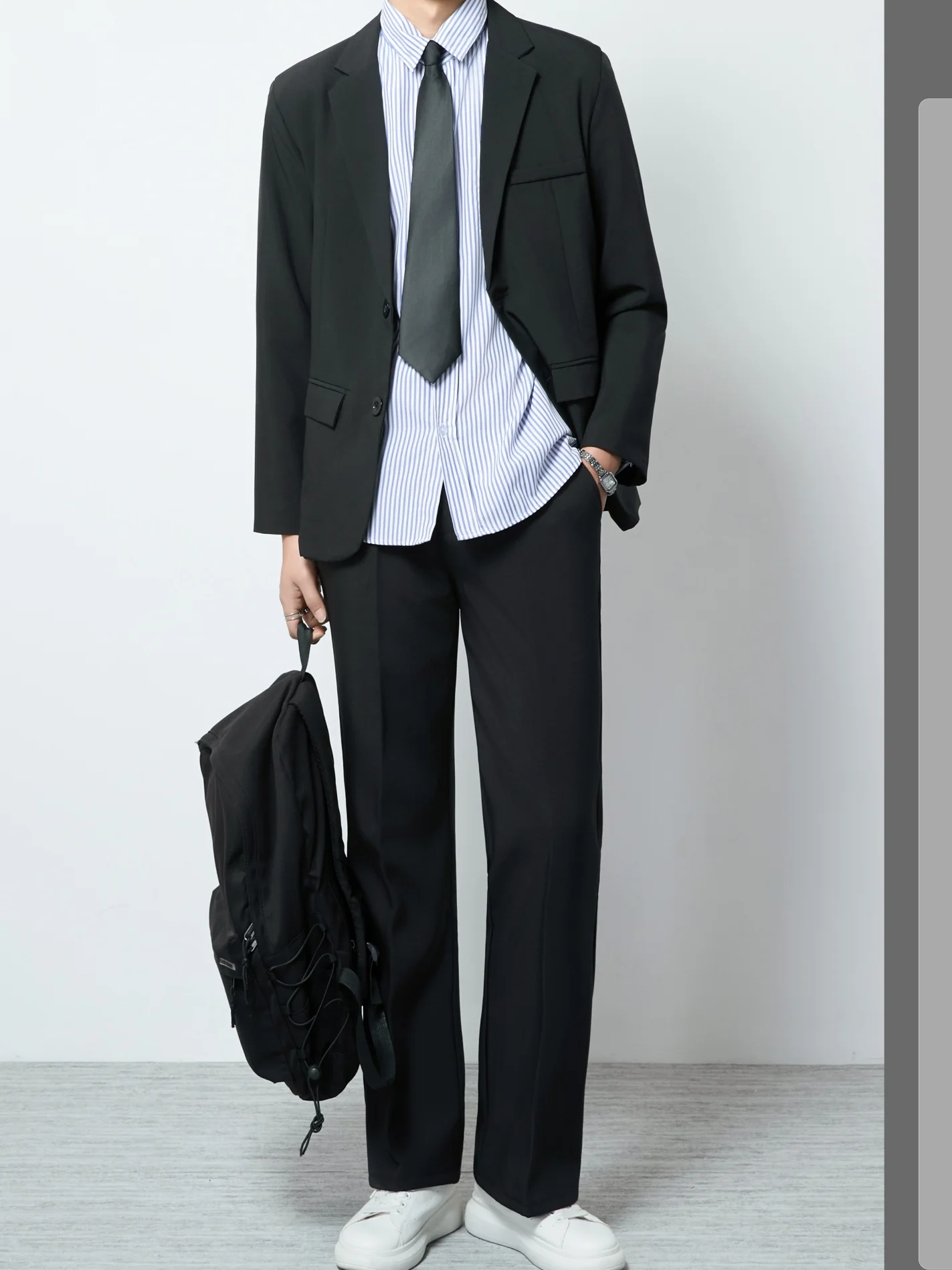 Повседневный универсальный комплект из куртки и брюк для мужчин и женщин, молодежный модный костюм для весны и осени, стильный комплект DK.
Повседневный универсальный комплект из куртки и брюк для мужчин и женщин, молодежный модный костюм для весны и осени, стильный комплект DK.