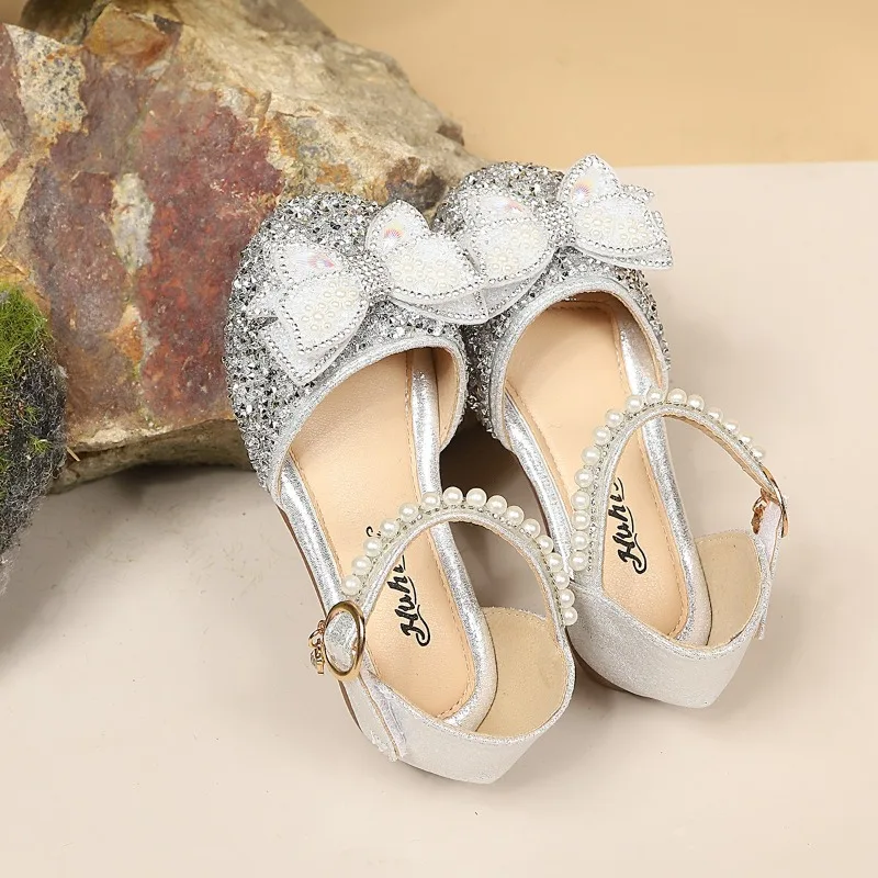 Mumoresip Girls Casual Dance Shoes Sweet Bows Kids Princess Sandals Soft Bottom 2026 Summer New Children Sandals Korean Style
Mumoresip Girls Casual Dance Shoes Sweet Bows Kids Princess Sandals Soft Bottom 2026 Summer New Children Sandals Korean Style