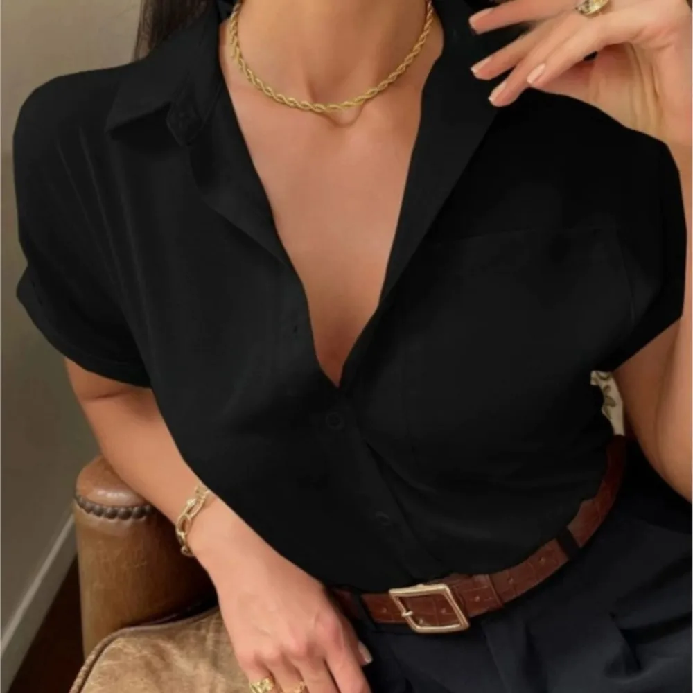 Fashion Women's Blouses 2025 Short And Long Sleeve Shirts Summer Elegant Lapel Tops Office Ladies Casual Solid Female Solid Tees
Fashion Women's Blouses 2025 Short And Long Sleeve Shirts Summer Elegant Lapel Tops Office Ladies Casual Solid Female Solid Tees