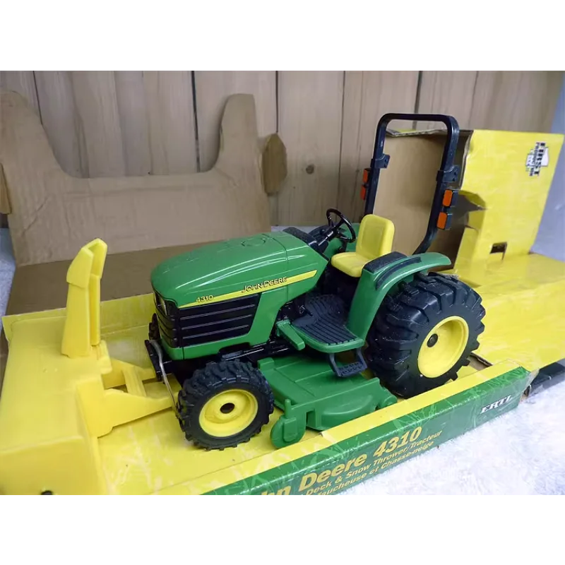 Diecast ERTL 1:16 Scale 4310 Tractor Agricultural Alloy Car Model Collectible Toy Gift Souvenir Display Ornament
Diecast ERTL 1:16 Scale 4310 Tractor Agricultural Alloy Car Model Collectible Toy Gift Souvenir Display Ornament