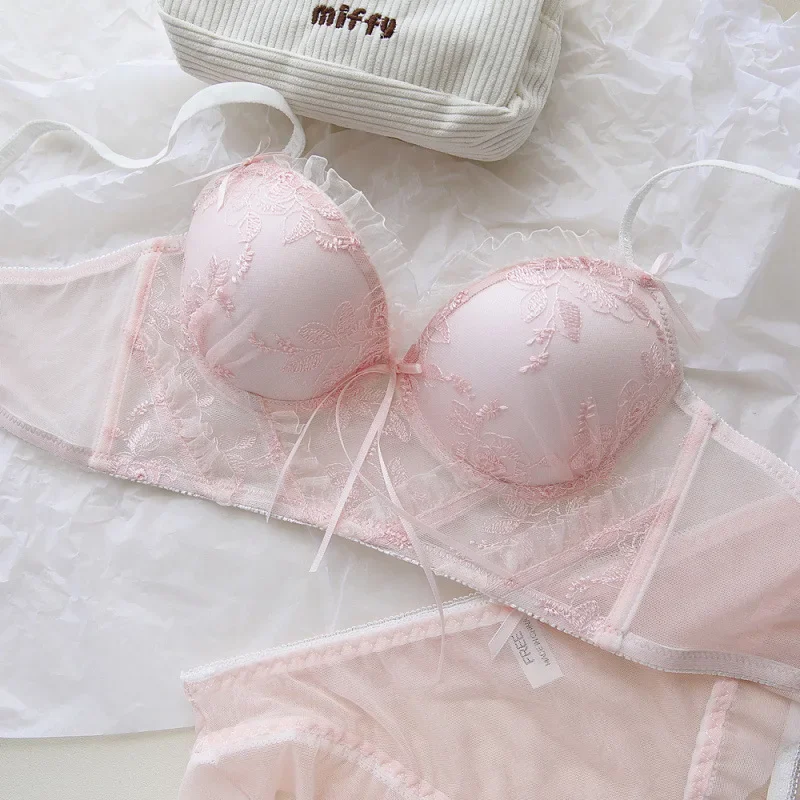 Fairy Style Embroidered Lace Women's Underwear Small Breasts Gathered Sexy Bra Set Flower Ruffle Sweet Girl's Lingerie Sets
Fairy Style Embroidered Lace Women's Underwear Small Breasts Gathered Sexy Bra Set Flower Ruffle Sweet Girl's Lingerie Sets