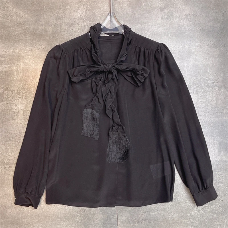 Women's blouse 2026 Spring new single breasted slim fit long sleeved top tassel ribbon Women's shirt Artificial silk thin coat
Women's blouse 2026 Spring new single breasted slim fit long sleeved top tassel ribbon Women's shirt Artificial silk thin coat