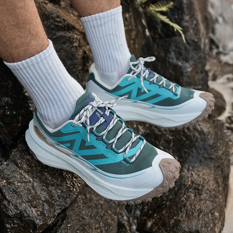 Hot sale summer essential lightweight breathable unisex walking hiking shoes running shoes sneakers Very good
Hot sale summer essential lightweight breathable unisex walking hiking shoes running shoes sneakers Very good