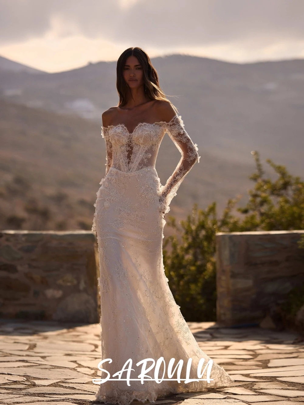 Floral Mermaid Sweetheart Neckline Wedding Dress 2026 Sparkling Long Customized Zipper Back Stunning Appliques Bride Wear
Floral Mermaid Sweetheart Neckline Wedding Dress 2026 Sparkling Long Customized Zipper Back Stunning Appliques Bride Wear