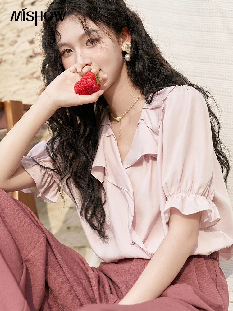 MISHOW Women's French Lotus Collar Shirt 2024 Summer V Neck Bubble Sleeve Short Sleeved Sweet Solid Tops Office Lady MXD21C0170
MISHOW Women's French Lotus Collar Shirt 2024 Summer V Neck Bubble Sleeve Short Sleeved Sweet Solid Tops Office Lady MXD21C0170