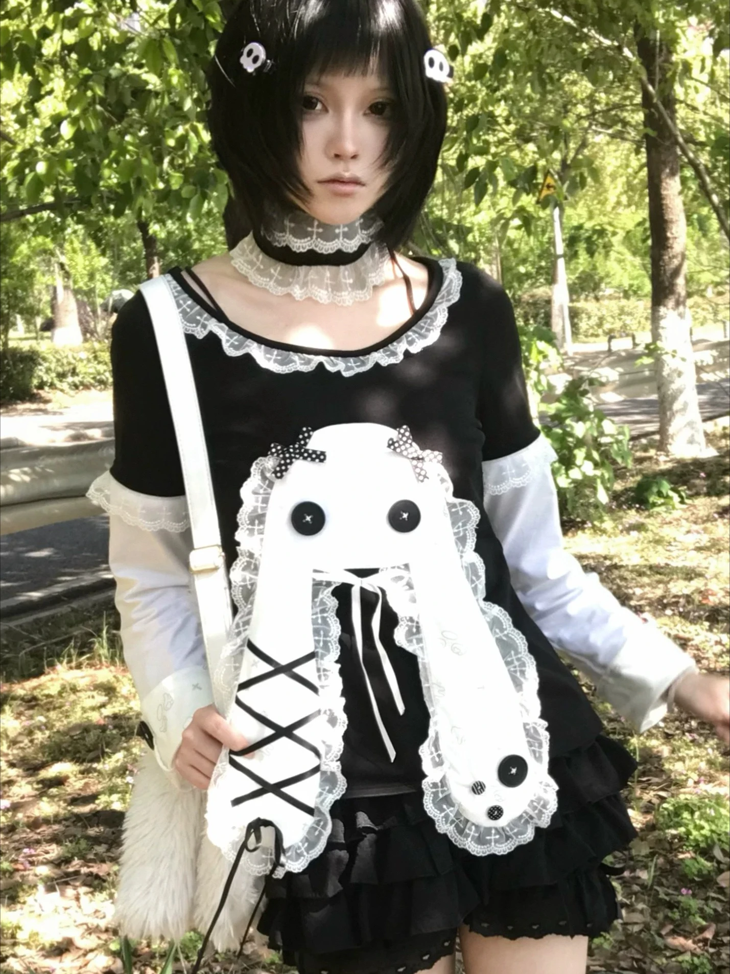 Subculture Dark Girl Cute Rabbit Ears Long Sleeve T-shirt Women Gothic Lace Splicing Crew Neck Spice Girl Skinny Y2K Tops
Subculture Dark Girl Cute Rabbit Ears Long Sleeve T-shirt Women Gothic Lace Splicing Crew Neck Spice Girl Skinny Y2K Tops