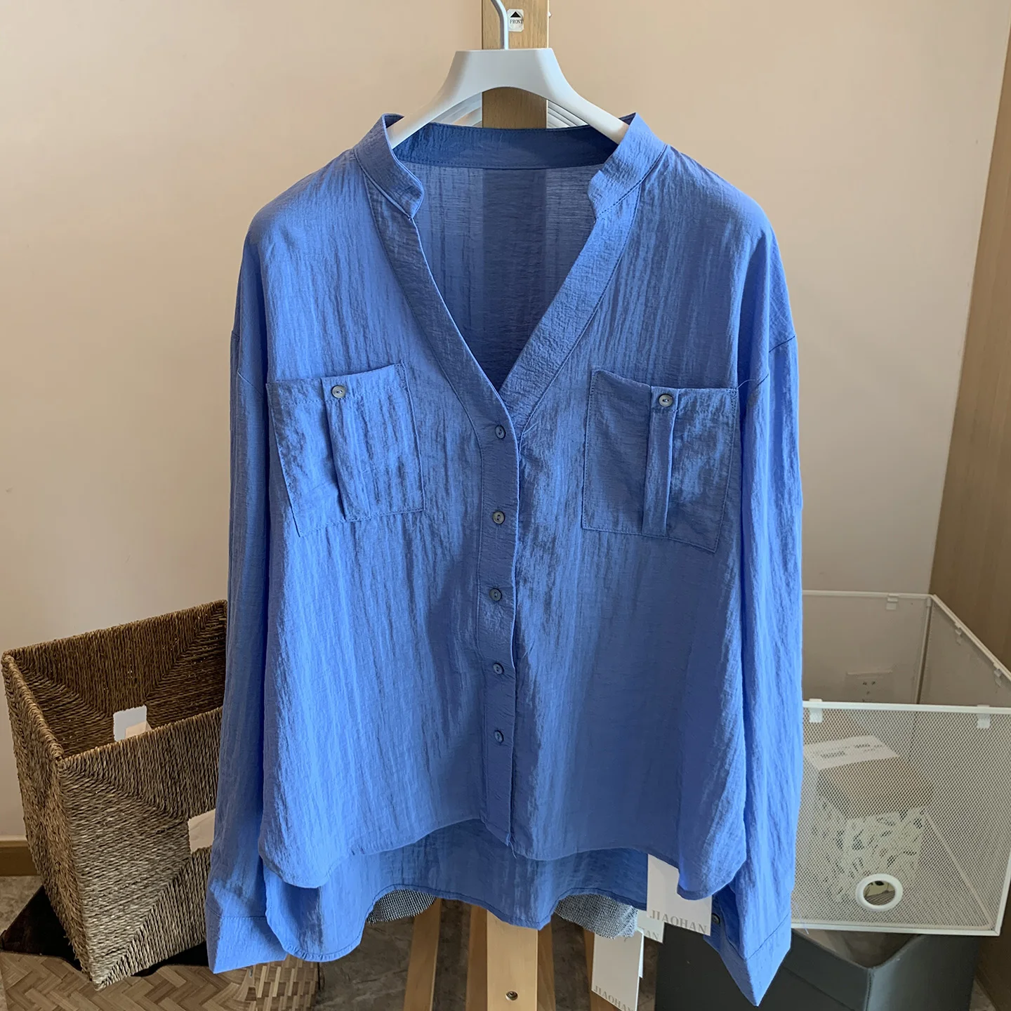 Suseyiku Commuter Blue Linen Shirt Jacket Women's Early Autumn New Style Elegant Top French Style V-neck Open Cardigan
Suseyiku Commuter Blue Linen Shirt Jacket Women's Early Autumn New Style Elegant Top French Style V-neck Open Cardigan