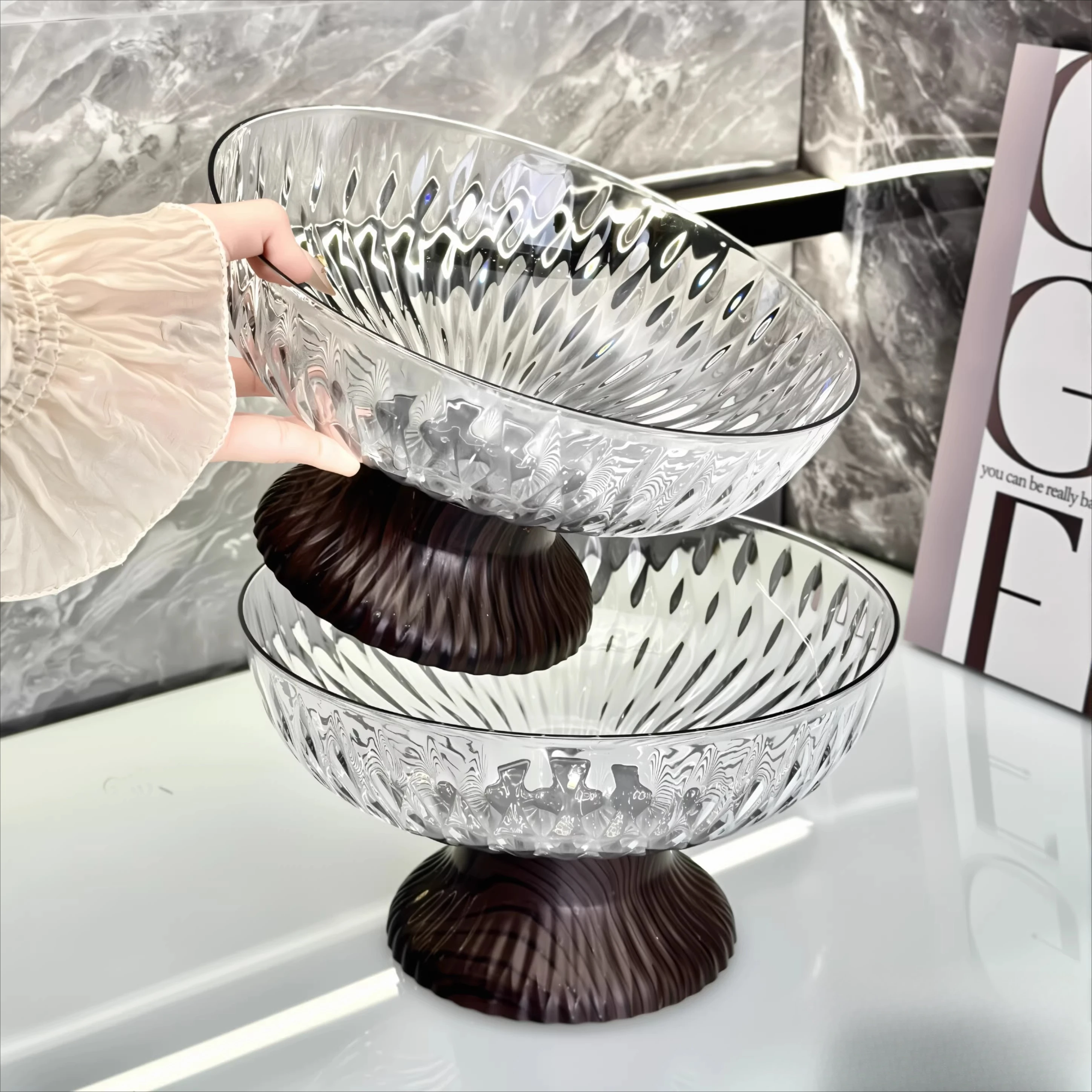 Круглая прозрачная бриллиантовая тарелка с фруктами на высоких ножках, чайный столик, экономит место и стоки, тарелка для воды, бытовой кухонный поднос для хранения
Круглая прозрачная бриллиантовая тарелка с фруктами на высоких ножках, чайный столик, экономит место и стоки, тарелка для воды, бытовой кухонный поднос для хранения