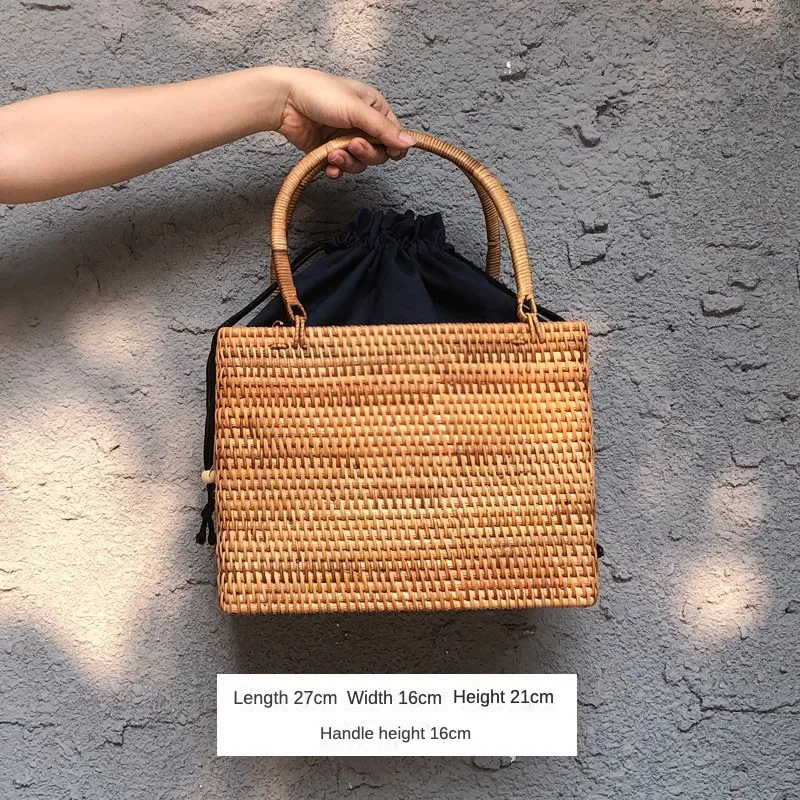 New Bali Grass Vine Weaving Vintage Beach Leisure Vacation Crossbody or One Shoulder Handmade Brown Bag
New Bali Grass Vine Weaving Vintage Beach Leisure Vacation Crossbody or One Shoulder Handmade Brown Bag