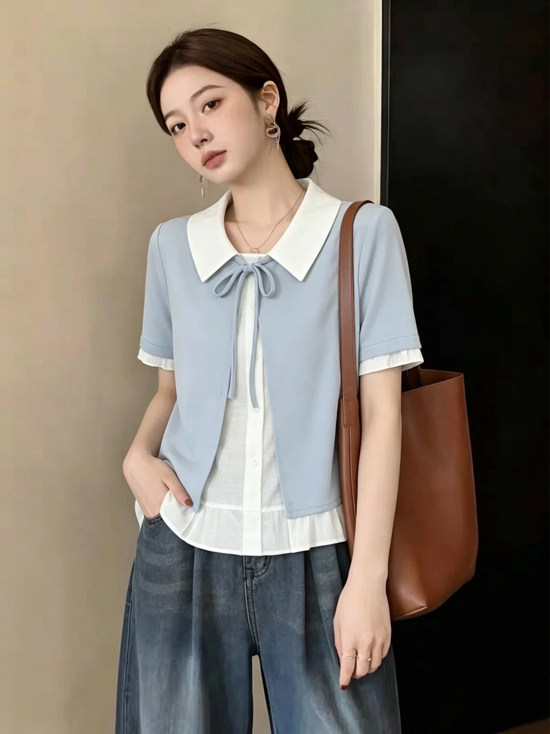 Light Blue Neck Short Sleeve T-Shirt Women's Summer New Style Loose Fit Commute Wind Korean Version Small Shirt Fake Two...
Light Blue Neck Short Sleeve T-Shirt Women's Summer New Style Loose Fit Commute Wind Korean Version Small Shirt Fake Two...