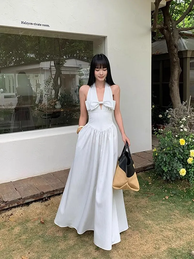 Keni plus Size Pure Desire Knot Neck Hanging Dress Women Summer Sexy Backless Waist Cinching Long Dress
Keni plus Size Pure Desire Knot Neck Hanging Dress Women Summer Sexy Backless Waist Cinching Long Dress