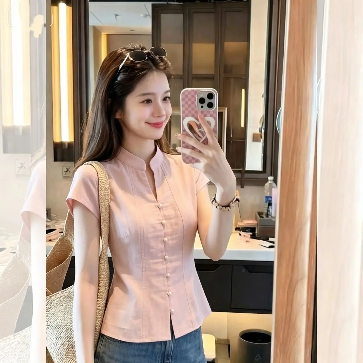 Retro Anti-Aging Pink Miniature Sleeve Shirt Women's Summer Waist-Cinching Design Sensation High-End Short Sleeve Top
Retro Anti-Aging Pink Miniature Sleeve Shirt Women's Summer Waist-Cinching Design Sensation High-End Short Sleeve Top