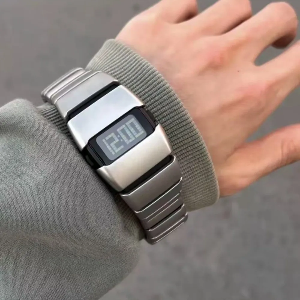 Plastic LED Electronic Watch Stainless Steel Digital Sports Watch Vintage Original Design Lightweight Wristwatch Teenagers
Plastic LED Electronic Watch Stainless Steel Digital Sports Watch Vintage Original Design Lightweight Wristwatch Teenagers