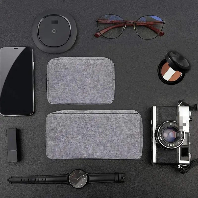 High Quality Large Capacity Digital Storage Bag Portable Travel Pouch Zipper Case For Photography Accessories
High Quality Large Capacity Digital Storage Bag Portable Travel Pouch Zipper Case For Photography Accessories