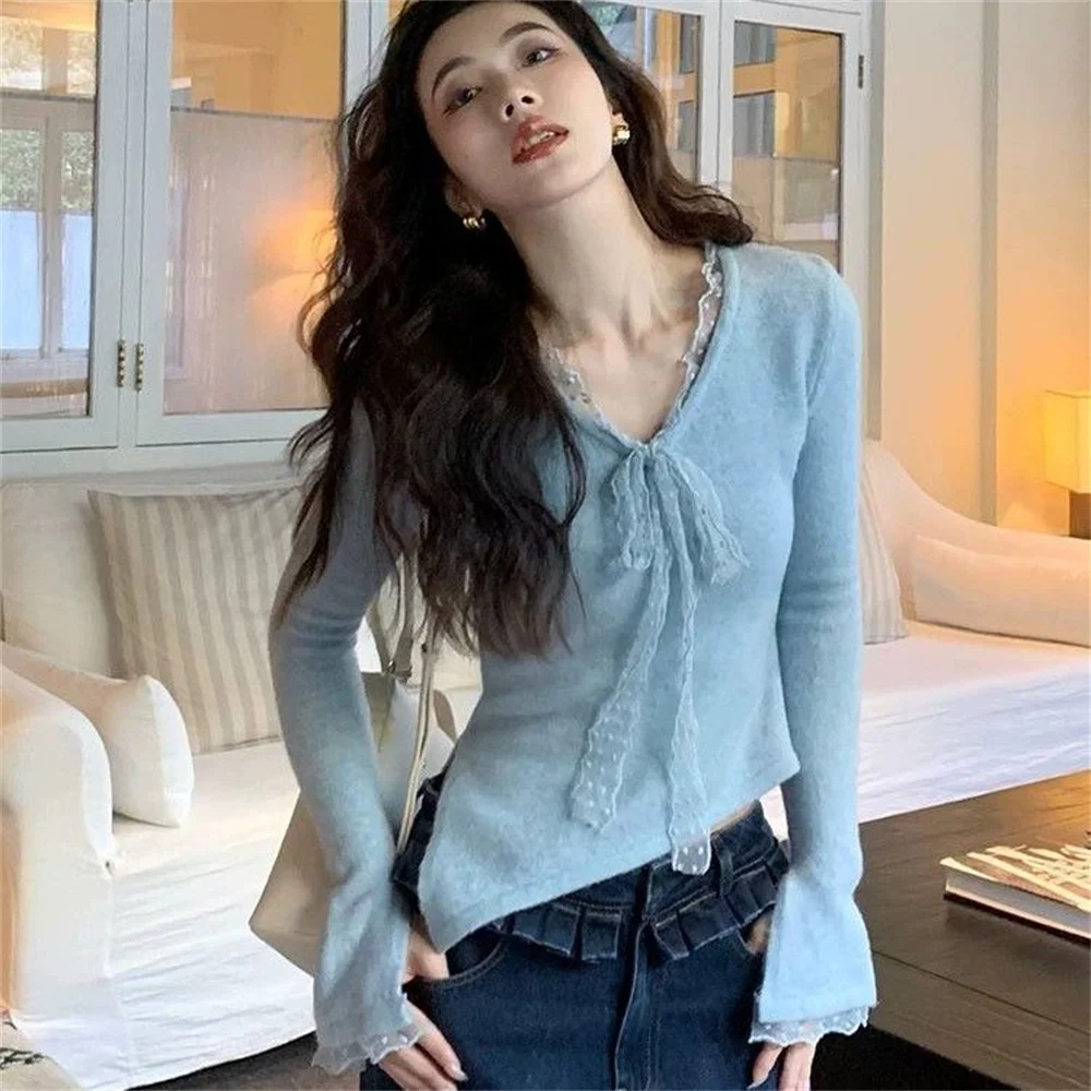 French Design Women Clothes Spring Autumn Fashion Casual Lace Solid Color V-neck Ladies Knit Irregular Thin Long Sleeve Pullover
French Design Women Clothes Spring Autumn Fashion Casual Lace Solid Color V-neck Ladies Knit Irregular Thin Long Sleeve Pullover