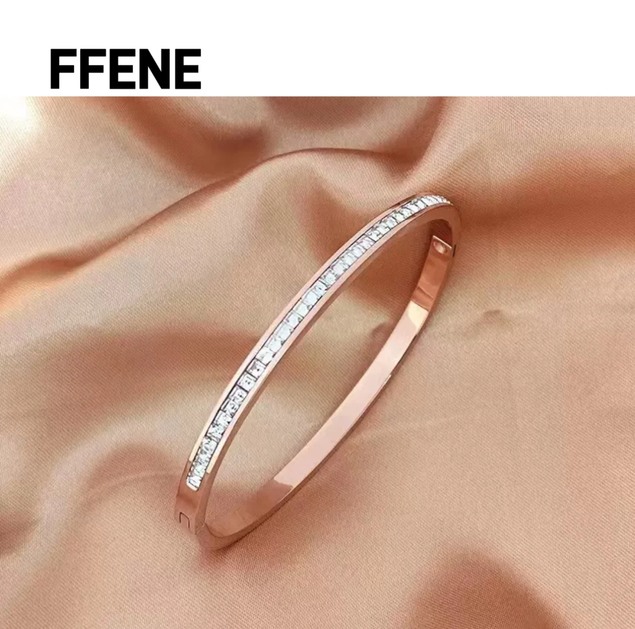 Korean version luxury hot-selling hit high-end sense bracelet titanium steel zircon simple style couple, best friend same style
Korean version luxury hot-selling hit high-end sense bracelet titanium steel zircon simple style couple, best friend same style