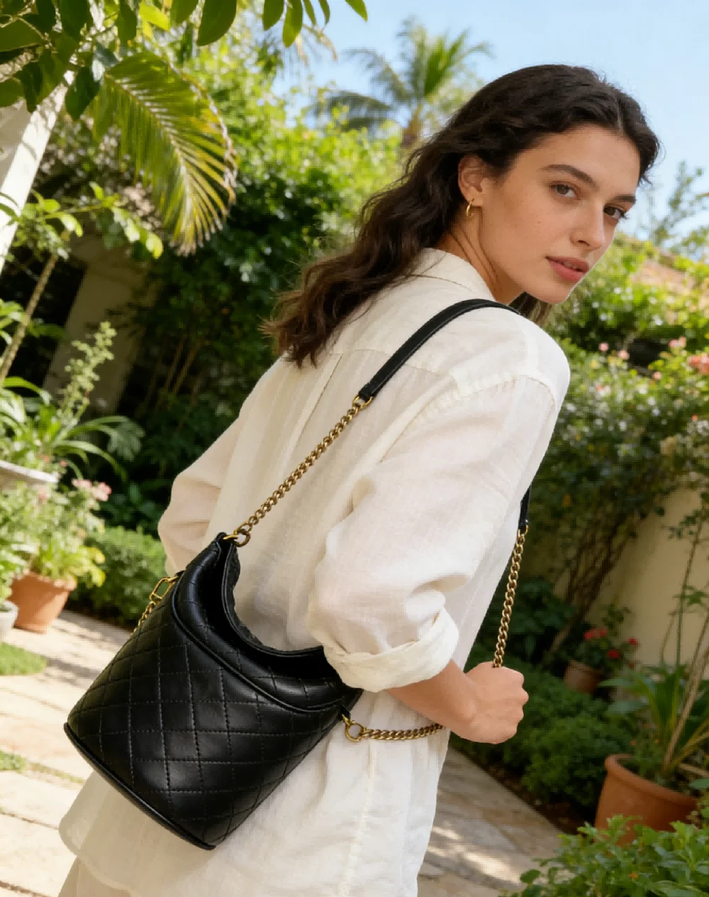 Luxury Chain Bucket Bag New Arrival Premium Textured Leather Shoulder Bag Stylish Underarm & Crossbody Handbag for Women
Luxury Chain Bucket Bag New Arrival Premium Textured Leather Shoulder Bag Stylish Underarm & Crossbody Handbag for Women