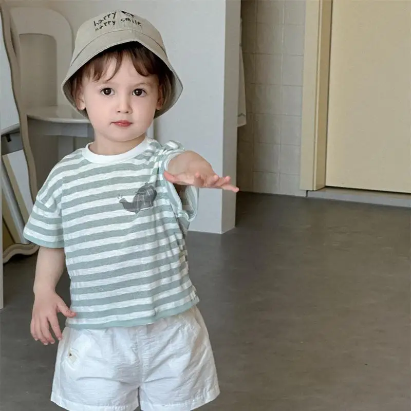 2025 Summer New Baby Short Sleeve T Shirts Cotton Infant Boy Girl Versatile Striped Tee Toddler Thin Breathable Cartoon Tops
2025 Summer New Baby Short Sleeve T Shirts Cotton Infant Boy Girl Versatile Striped Tee Toddler Thin Breathable Cartoon Tops