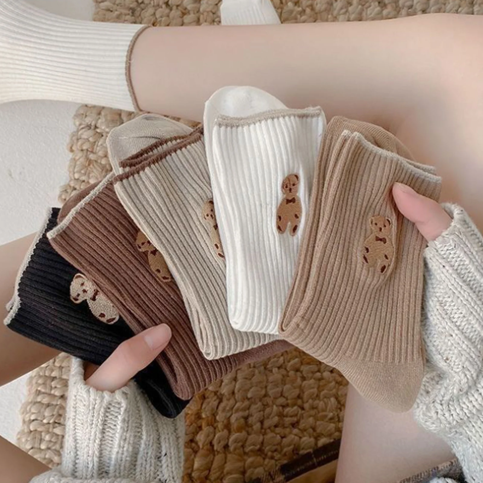 Casual Socks Anti-slip Women's Pile Socks Bear Socks Polyester Cotton For Gift For Women Indoor Use Daily Wear
Casual Socks Anti-slip Women's Pile Socks Bear Socks Polyester Cotton For Gift For Women Indoor Use Daily Wear