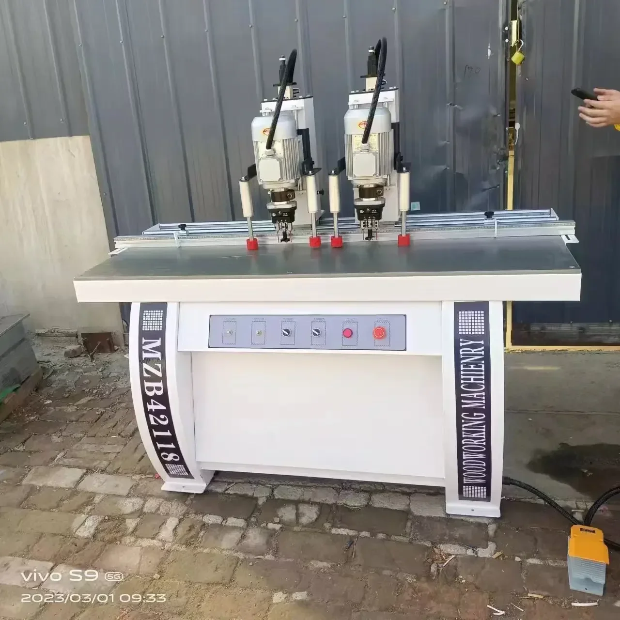 Table Drilling Machine Floor Bench Drill Press for Sale Durable Using Low Price Drilling & Milling Machine
Table Drilling Machine Floor Bench Drill Press for Sale Durable Using Low Price Drilling & Milling Machine