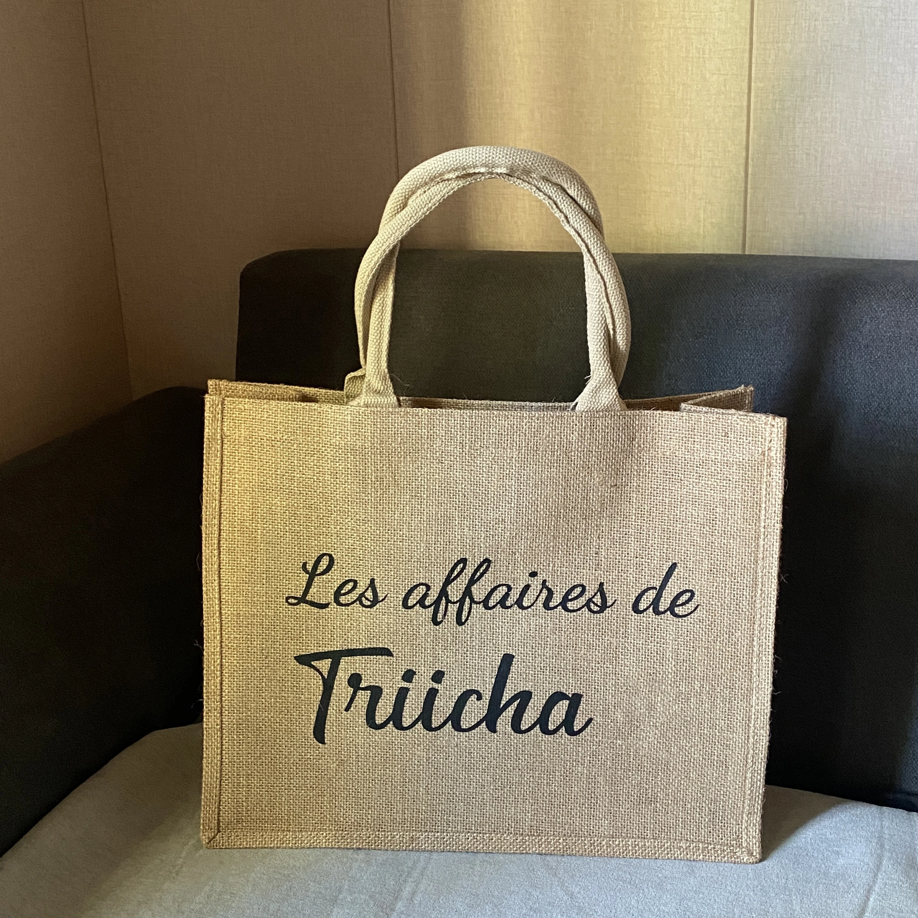 Personalized Burlap Tote Bag Bridesmaid Gift Bag Custom Name Jute Bag Bridal Bachelorette Party Beach Wedding Favors For Guests
Personalized Burlap Tote Bag Bridesmaid Gift Bag Custom Name Jute Bag Bridal Bachelorette Party Beach Wedding Favors For Guests
