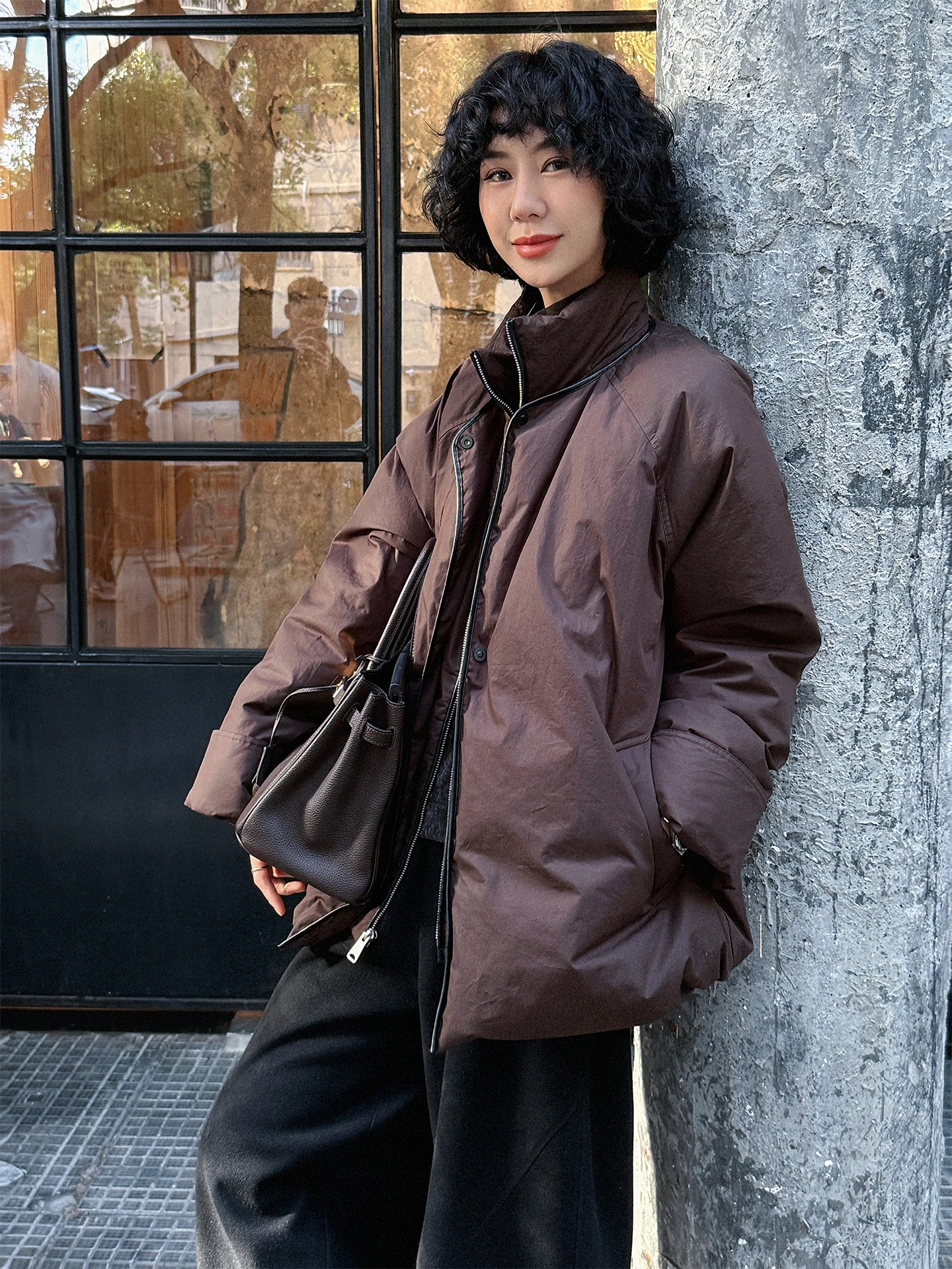 Утепленная женская зимняя куртка-пуховик TT из гусиного пуха, теплый белый цвет, с воротником-стойкой, повседневная, свободного кроя, из хлопковой ткани
Утепленная женская зимняя куртка-пуховик TT из гусиного пуха, теплый белый цвет, с воротником-стойкой, повседневная, свободного кроя, из хлопковой ткани