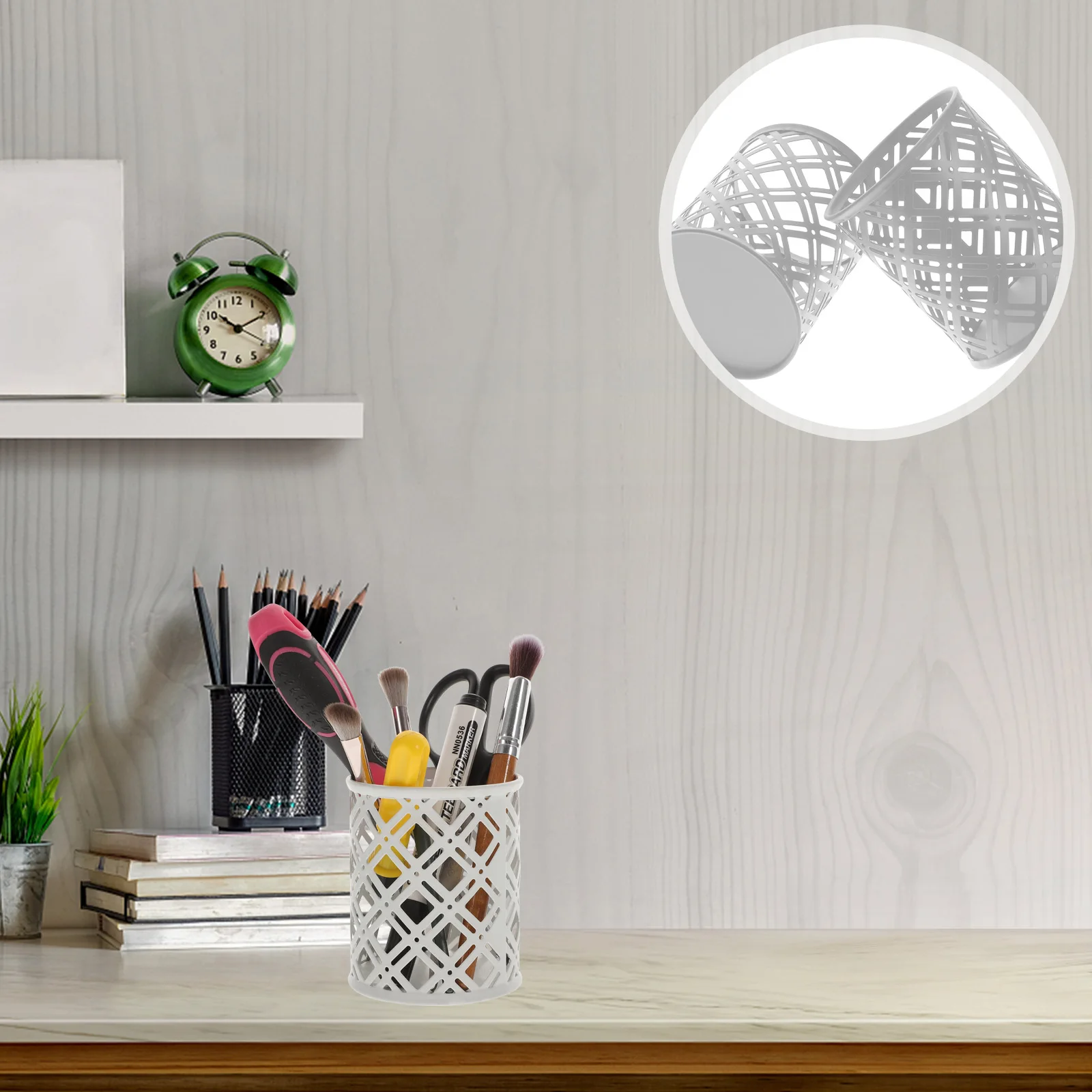 2pcs Metal Mesh Pen Holder Desk Pen Bucket Sturdy Non-Slip Large Capacity Pencil Holder Storage Container For Office Home School
2pcs Metal Mesh Pen Holder Desk Pen Bucket Sturdy Non-Slip Large Capacity Pencil Holder Storage Container For Office Home School