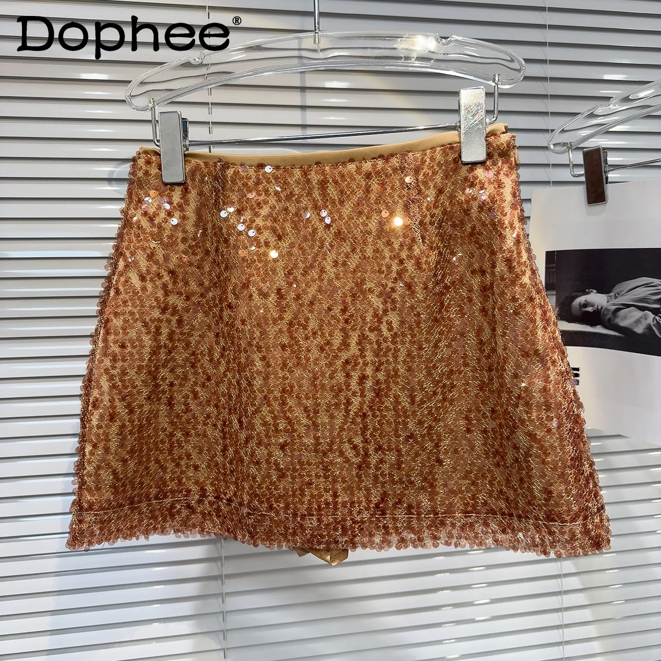 Hot Girl Full Body Sequin Skirt 2024 Summer New Heavy Industry A- Line Skirts Mini Skirt Black Skirt Korean Fashion Clothing
Hot Girl Full Body Sequin Skirt 2024 Summer New Heavy Industry A- Line Skirts Mini Skirt Black Skirt Korean Fashion Clothing