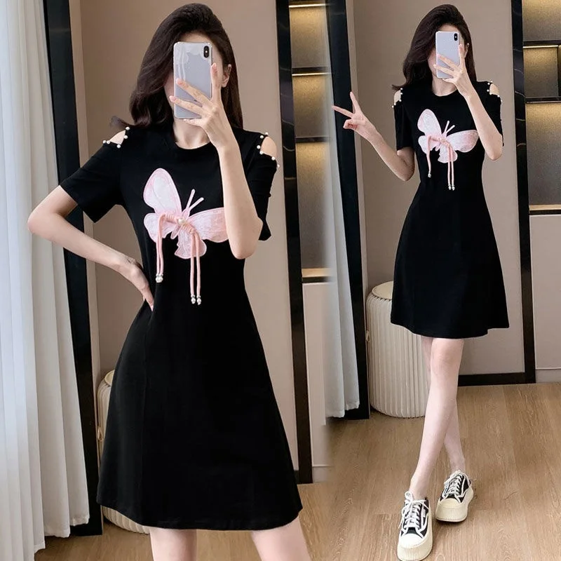 Women Fashion Graceful Butterfly Pearl Mini Short Sleeve Dress 2025 Summer Lady Chinese Style Black Loose Dresses New Clothing
Women Fashion Graceful Butterfly Pearl Mini Short Sleeve Dress 2025 Summer Lady Chinese Style Black Loose Dresses New Clothing