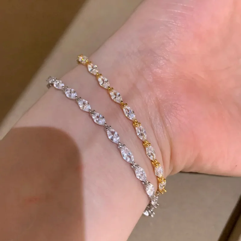 Sparkling Cubic Zircon Tennis Bracelets for Women Luxury Dainty Stackable Gold Color Chain Crystal CZ Banquet Wedding Jewelry
Sparkling Cubic Zircon Tennis Bracelets for Women Luxury Dainty Stackable Gold Color Chain Crystal CZ Banquet Wedding Jewelry