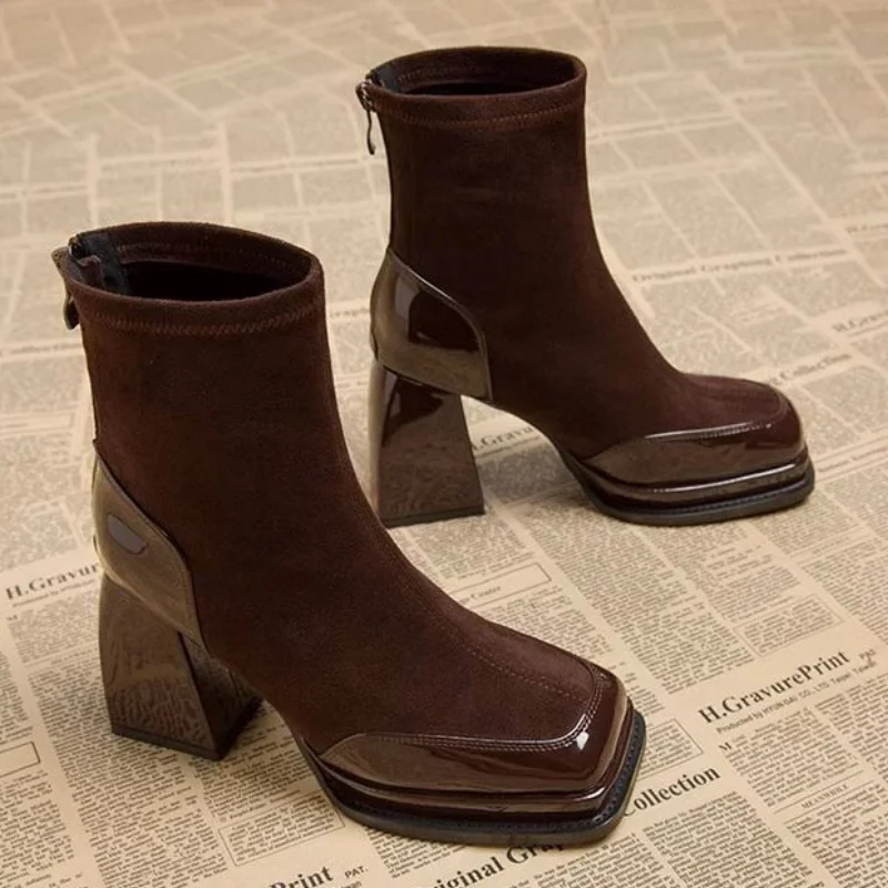 Square Toe Fashion Women Ankle Boots Suede High Heels Winter New Shoes Trend Zipper Elegant Chunky Woman Snow Boots Pumps
Square Toe Fashion Women Ankle Boots Suede High Heels Winter New Shoes Trend Zipper Elegant Chunky Woman Snow Boots Pumps
