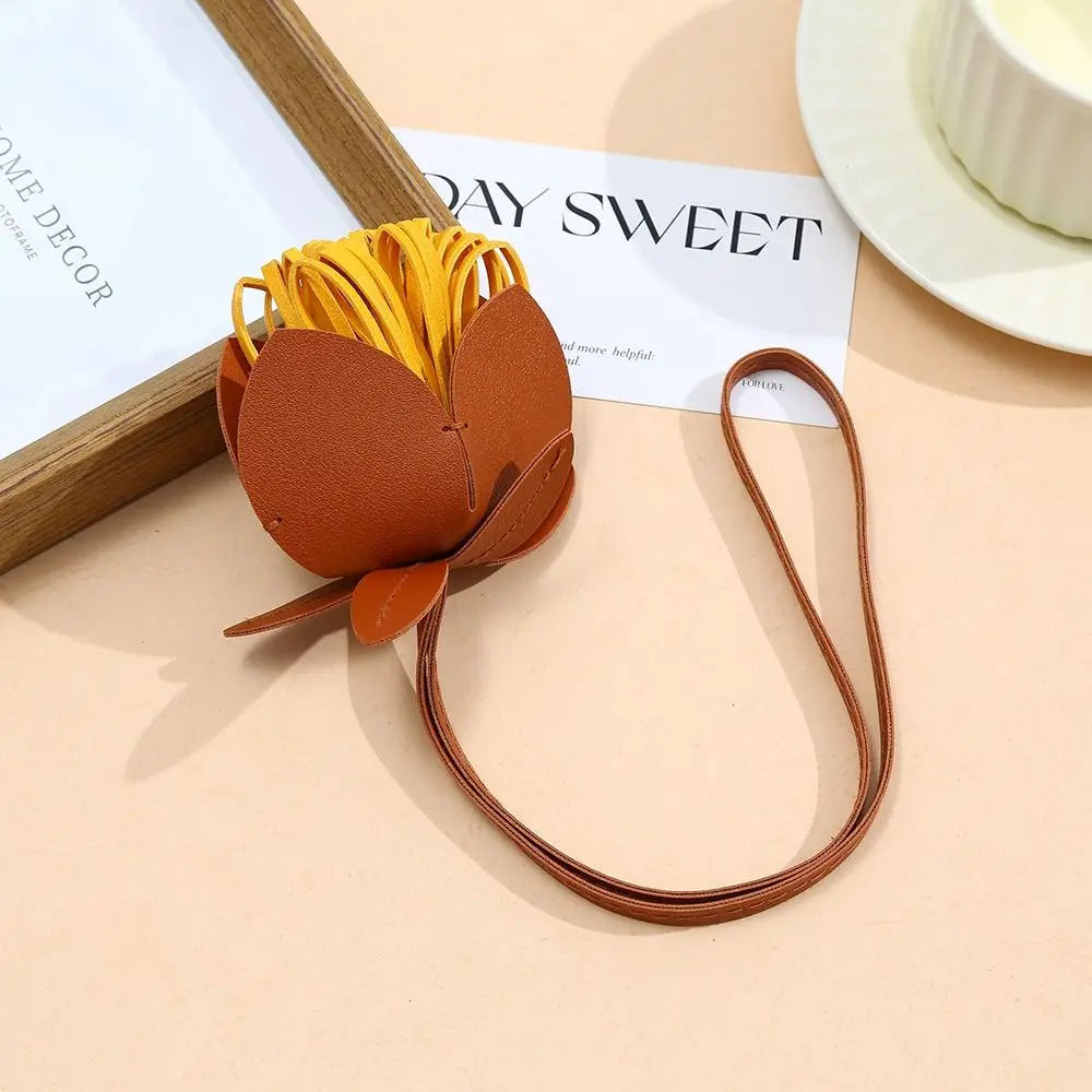 Lovely Hanger Flower Pu Leather Pendant Car Keyring Handmade Leather Keychain Fashion Cartoon Bag Pendant Women
Lovely Hanger Flower Pu Leather Pendant Car Keyring Handmade Leather Keychain Fashion Cartoon Bag Pendant Women