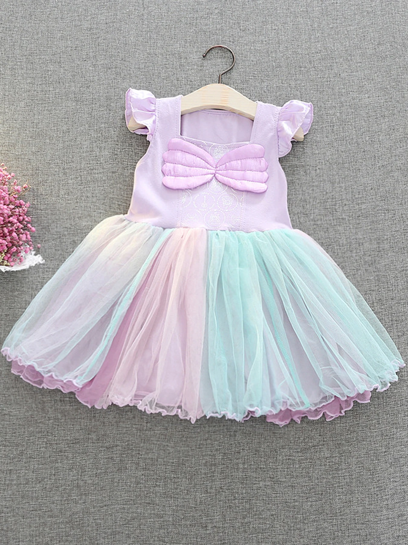 Baby Girl Blue Plaid Dress With Bubble Sleeve Princess Dress For Spring/Summer Outdoor Party
Baby Girl Blue Plaid Dress With Bubble Sleeve Princess Dress For Spring/Summer Outdoor Party