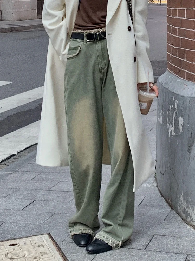 Джинсы женские с высокой талией, широкие, с потертостями и рваным краем, свободные, в пол, на молнии, из денима
Джинсы женские с высокой талией, широкие, с потертостями и рваным краем, свободные, в пол, на молнии, из денима