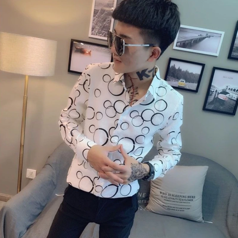 Мужская рубашка с длинным рукавом, новинка, корейский стиль, облегающий крой, с цветочным принтом, модная, в стиле инфлюенсеров, уникальная, для молодых мужчин
Мужская рубашка с длинным рукавом, новинка, корейский стиль, облегающий крой, с цветочным принтом, модная, в стиле инфлюенсеров, уникальная, для молодых мужчин