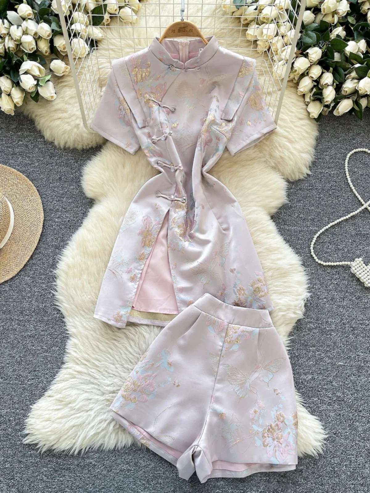 Retro New Chinese Sle Set Women's High Waist Slimming Wide Leg ort Pants with Button Embroidered ort Skirt
Retro New Chinese Sle Set Women's High Waist Slimming Wide Leg ort Pants with Button Embroidered ort Skirt